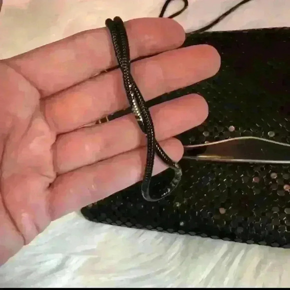 Vintage Enamel Pailette Metal Clutch Purses Bundle of 2 - Picture 10 of 16